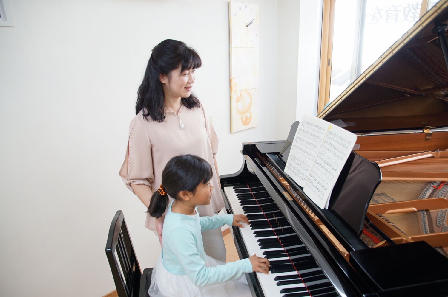 【ピアノ】手彫根付２点 ホールレッスンは気付きの時間 | 大阪府豊中市二本柳奈津子ピアノ教室